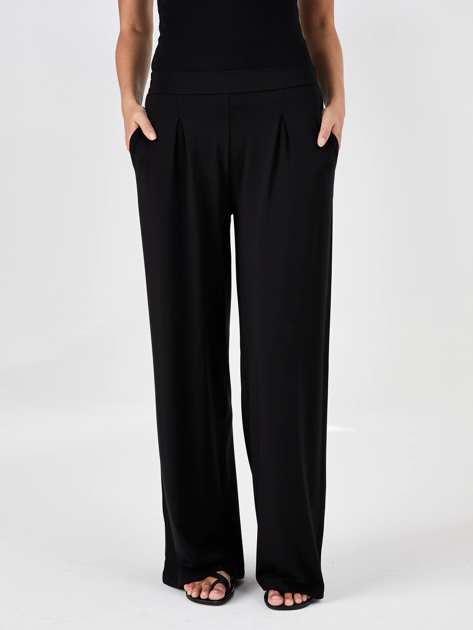 Emery Wide Leg Pants - Black - Image 4