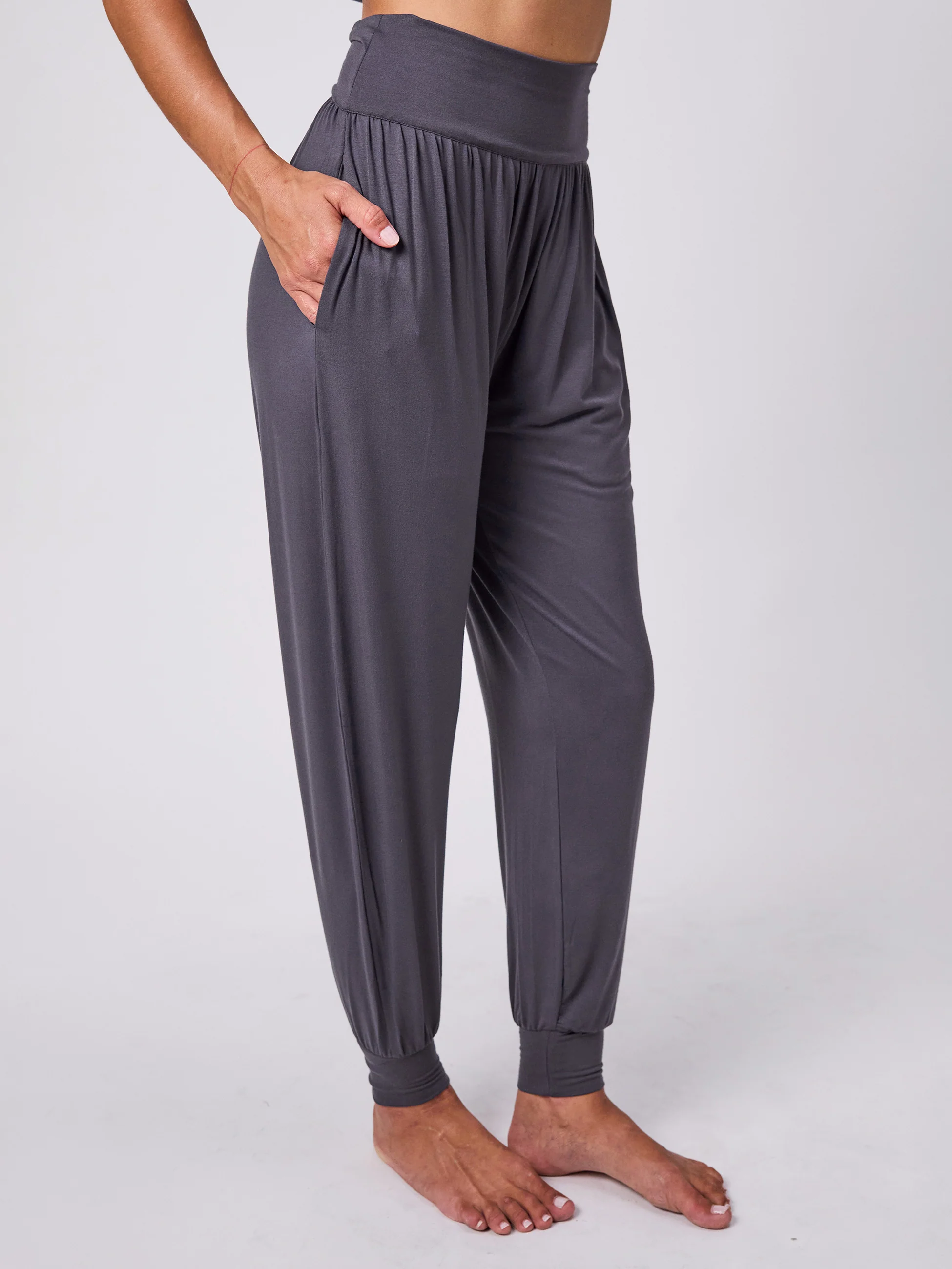 Nomad Relax Pant - Charcoal - Image 3