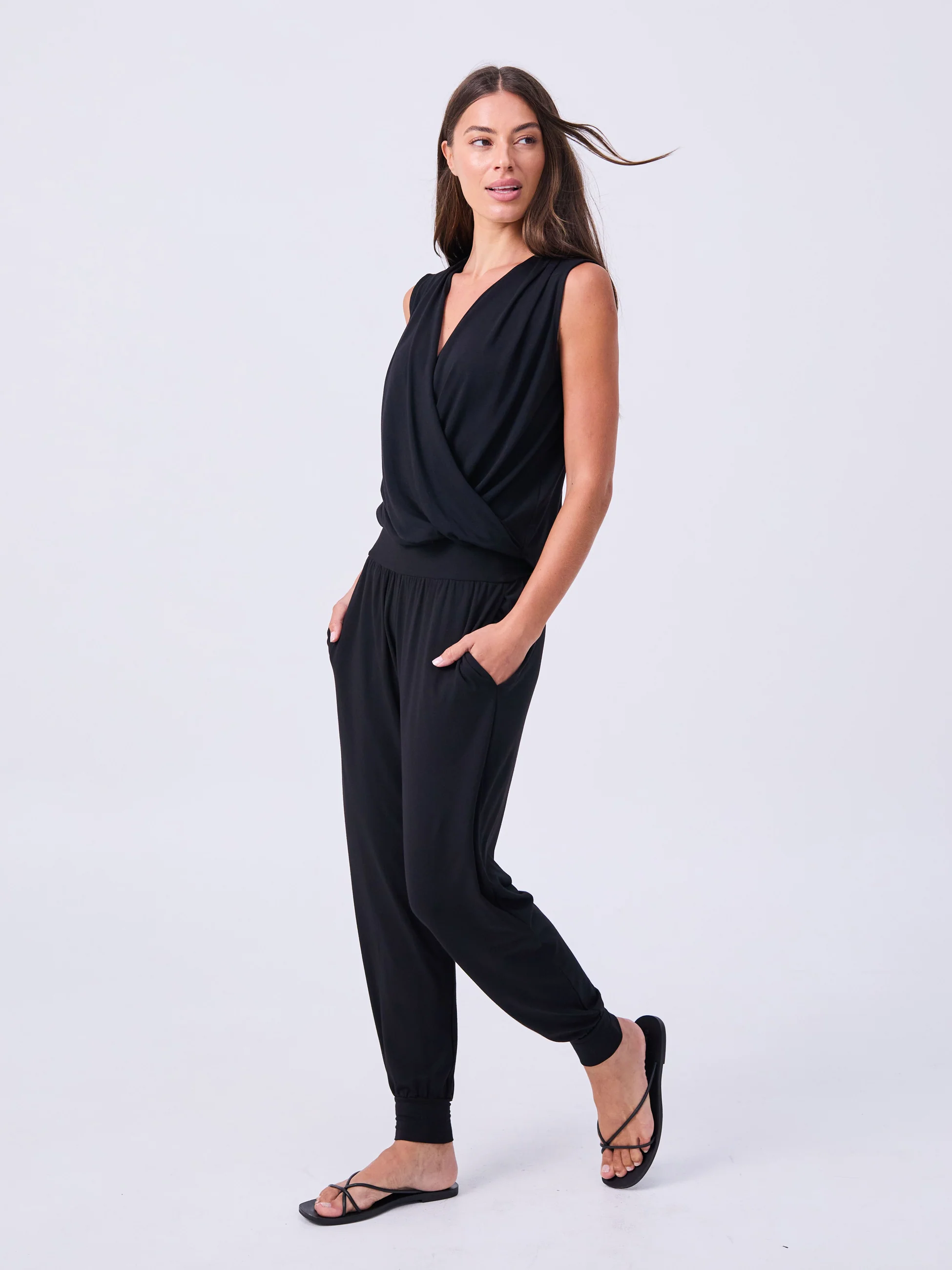 Nomad Relax Pant Regular Length - Black - Image 5