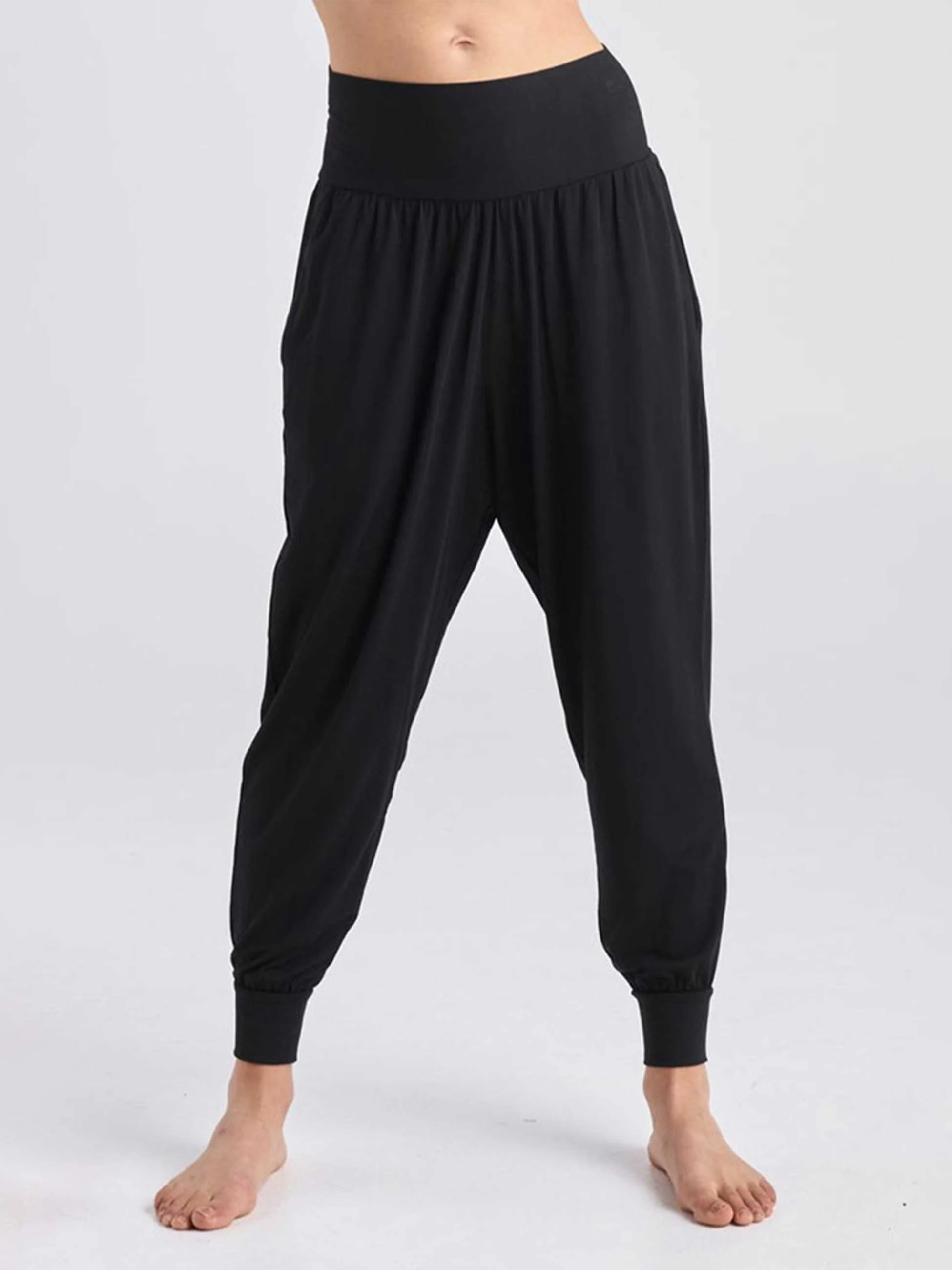 Nomad Relax Pant Regular Length - Black - Image 6