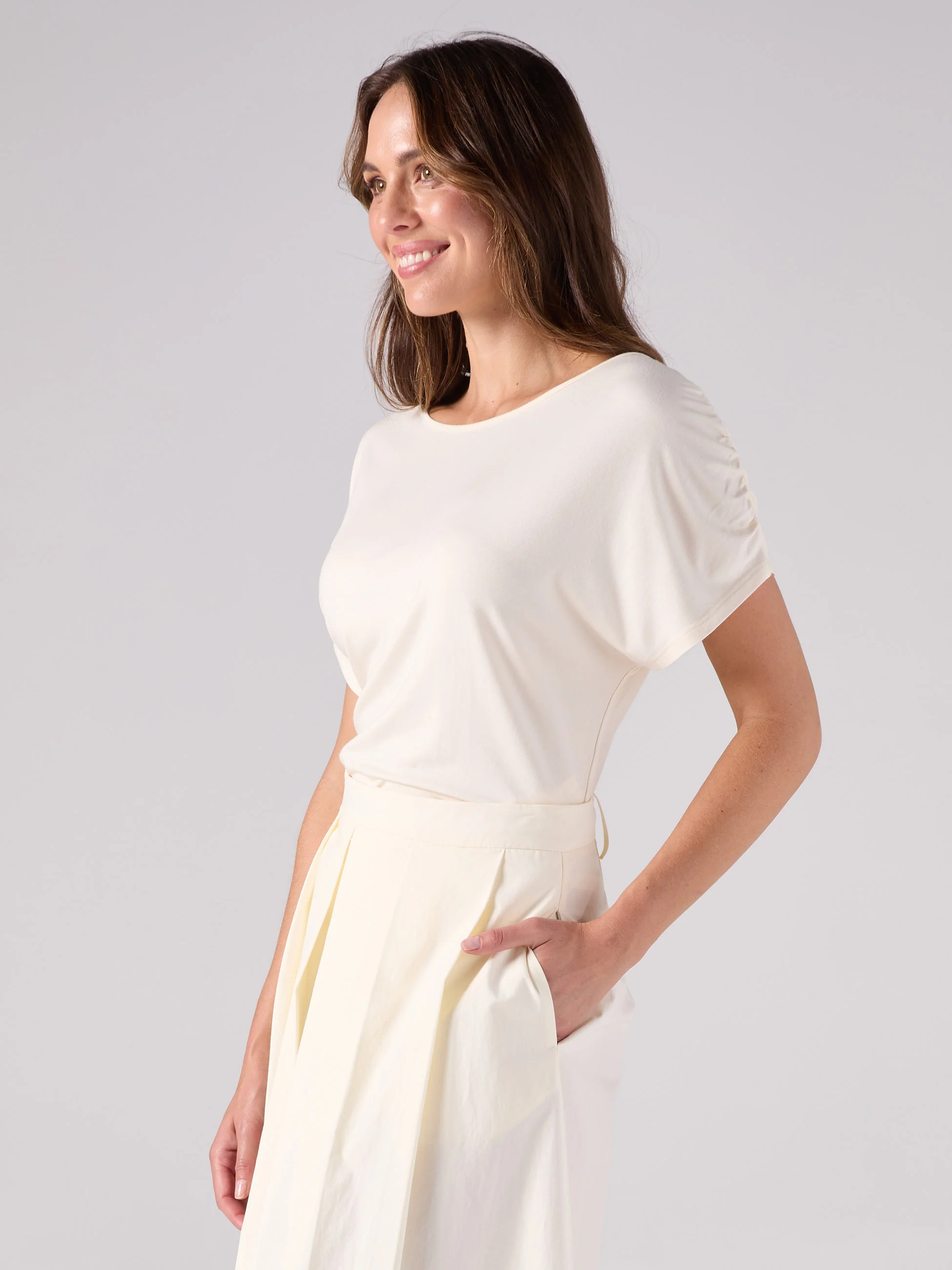 Rouch Sleeve Luxe Layer - Off White - Image 4