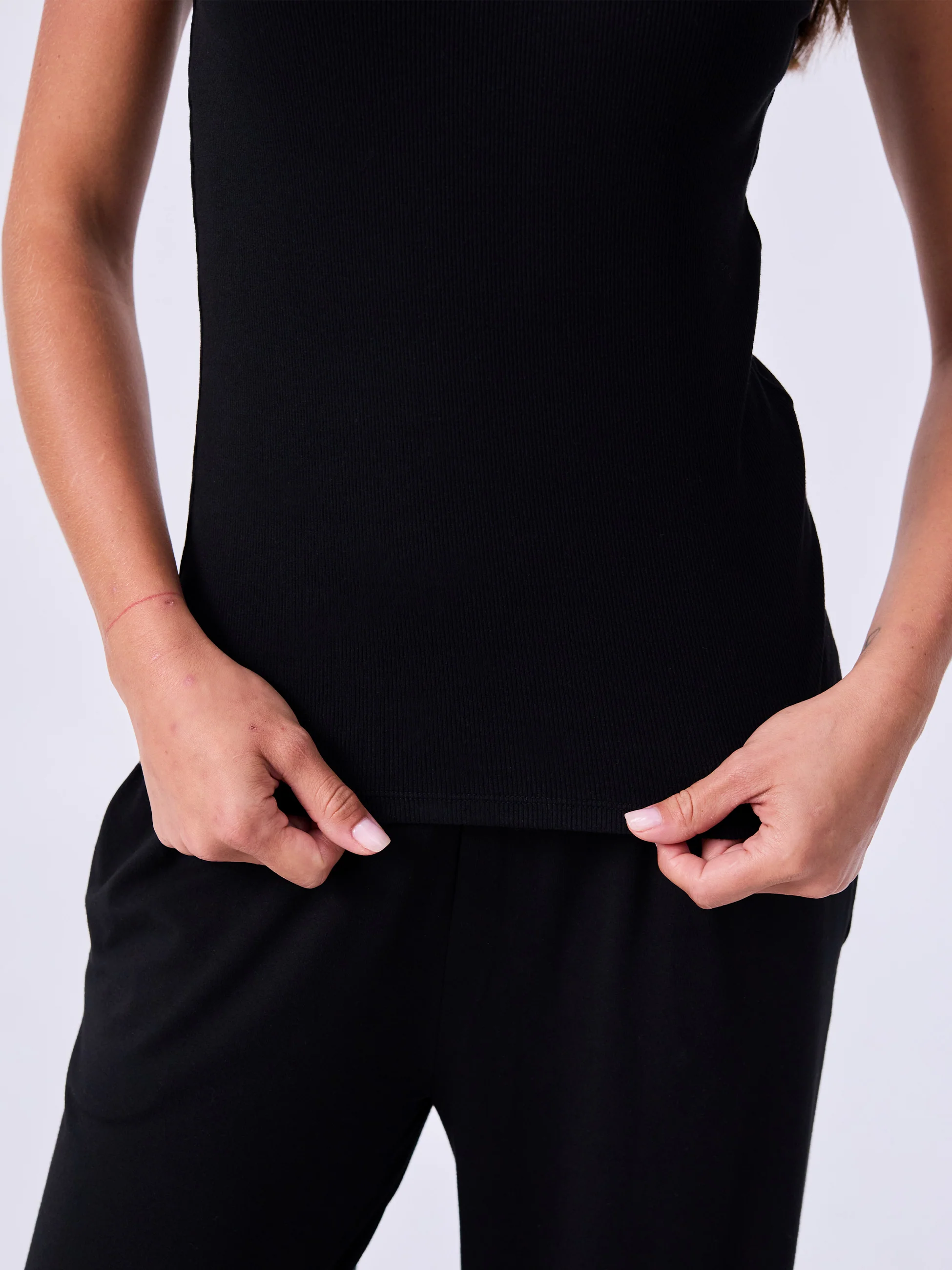 V neck Rib Tank - Black - Image 4